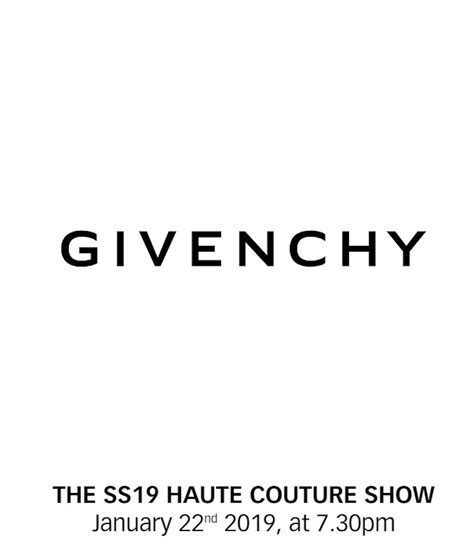 givenchy ss19 paris|Givenchy SS19 Haute Couture show .